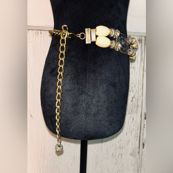 🪅🪅Embellished BOHO Concho & Bead Belt🪅🪅 - Picture 3 of 4